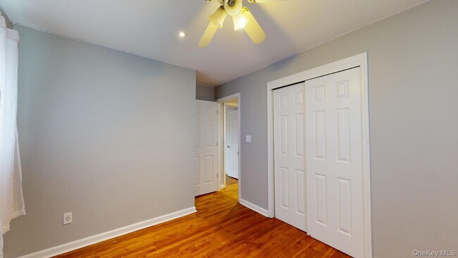 Building Photo - 511 Freeman Ave