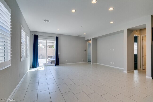 Building Photo - 10743 Skye Lily Ave