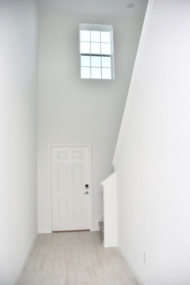 Front Door - 2505 Leonia Ln