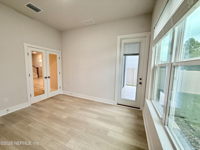 Building Photo - 10065 Element Rd