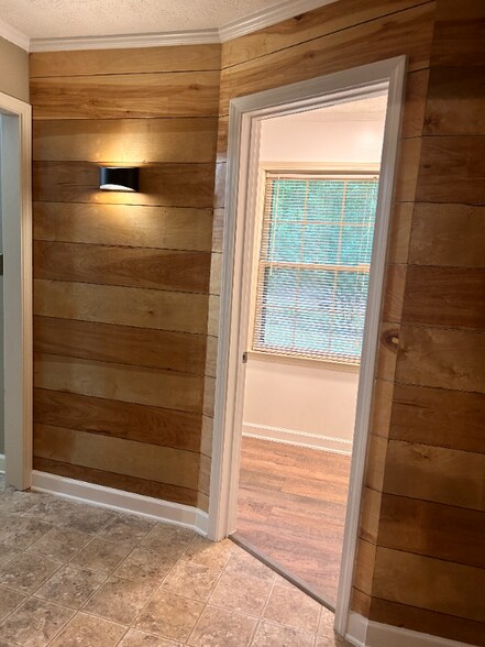 Building Photo - 4251 Mink Livsey Rd