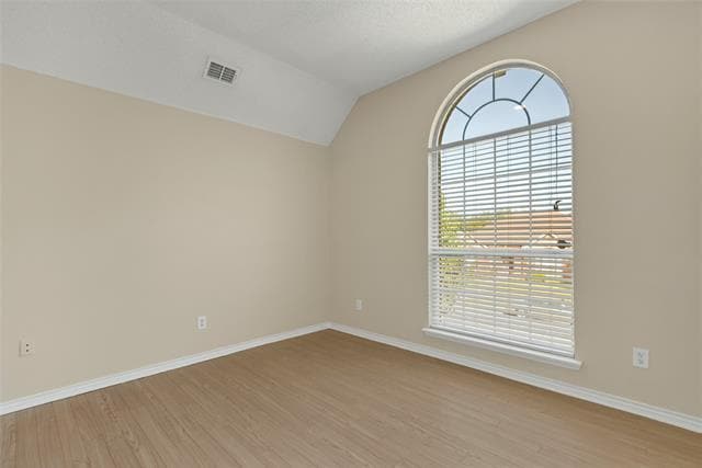 Building Photo - 1404 Sassafras Dr