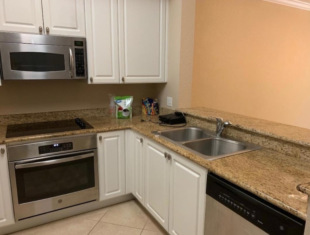 Kitchen - 1109 Renaissance Way