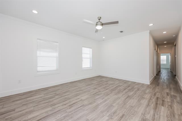 Building Photo - 1605 Daniel Dr