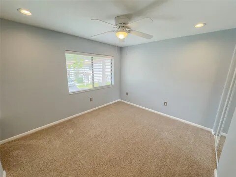 Building Photo - 2635 SW 35th Pl