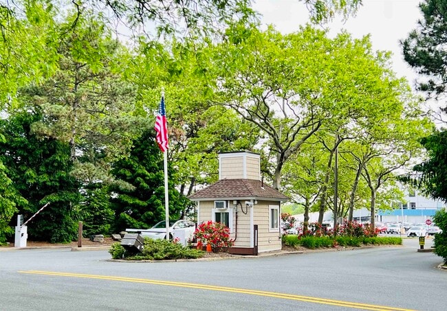 Building Photo - 195 Sandcastle Key