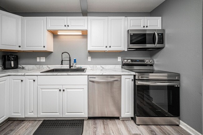 Building Photo - Please View 3D Virtual Walk-Through Before Scheduling a Showing