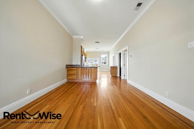 Building Photo - 875 Alvarado St