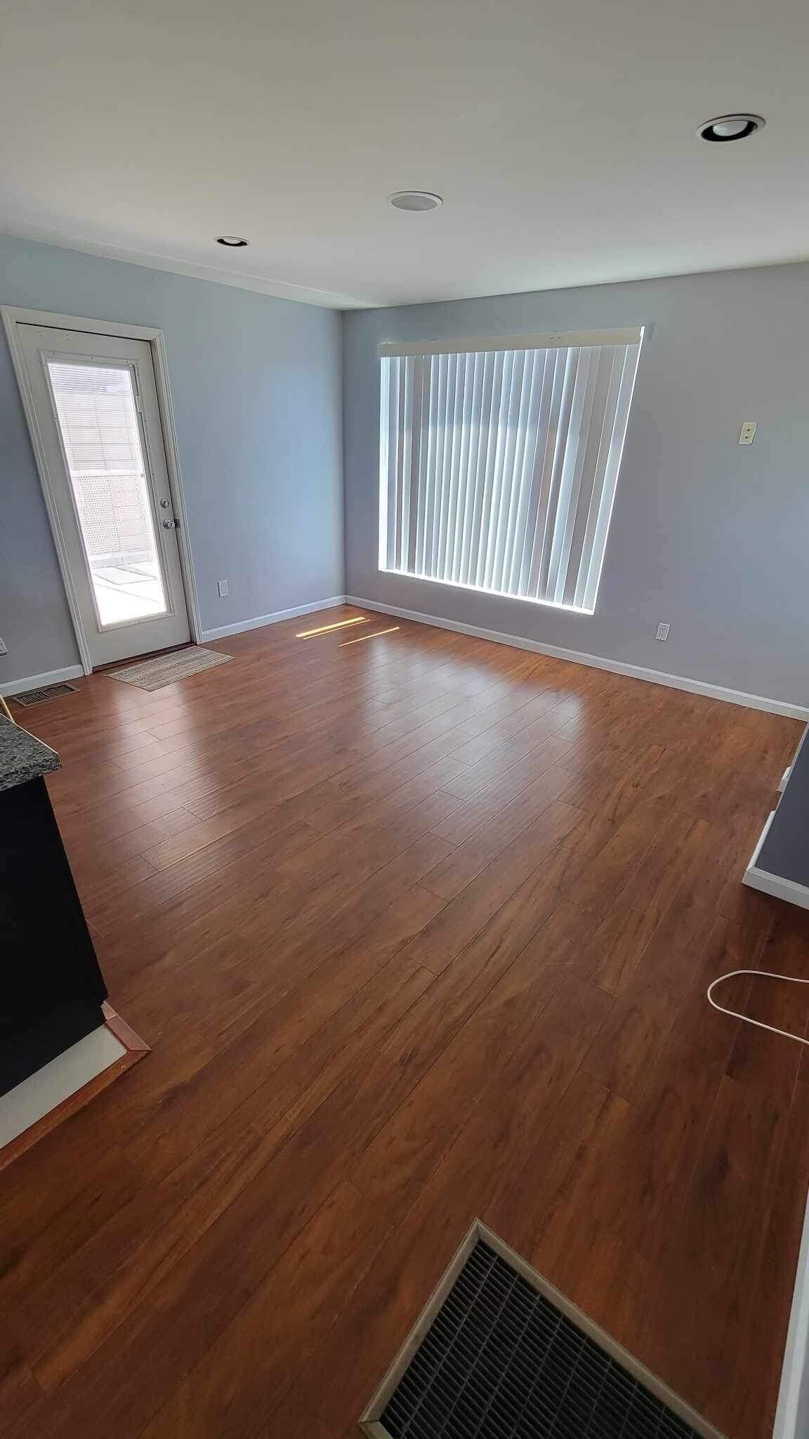 Living room - 2527 Union St