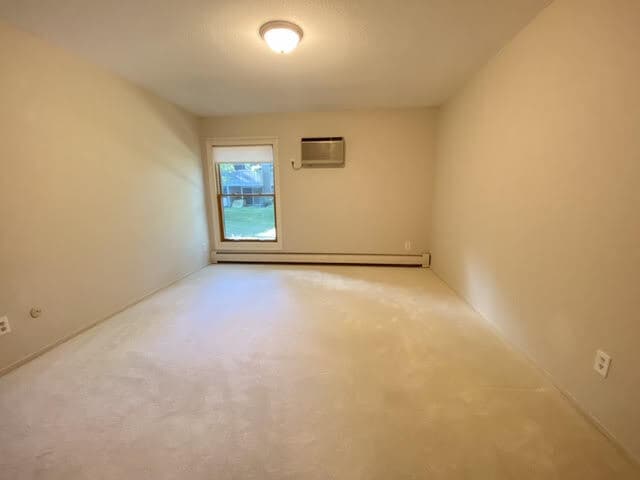 Building Photo - 2800 Hamline Ave N