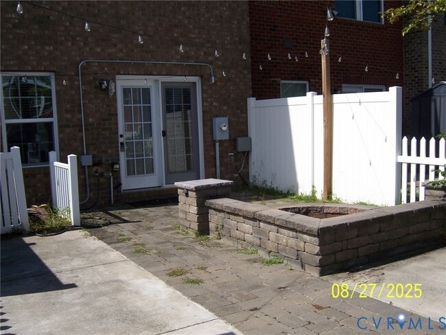 Building Photo - 11328 Sadler Walk Ln