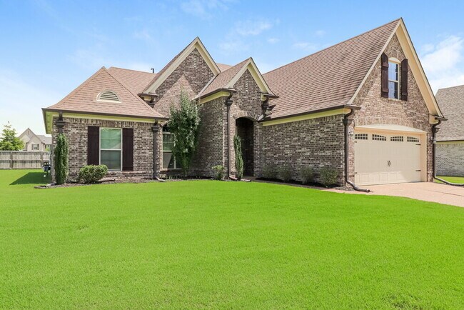 Building Photo - 155 Acadis Cir