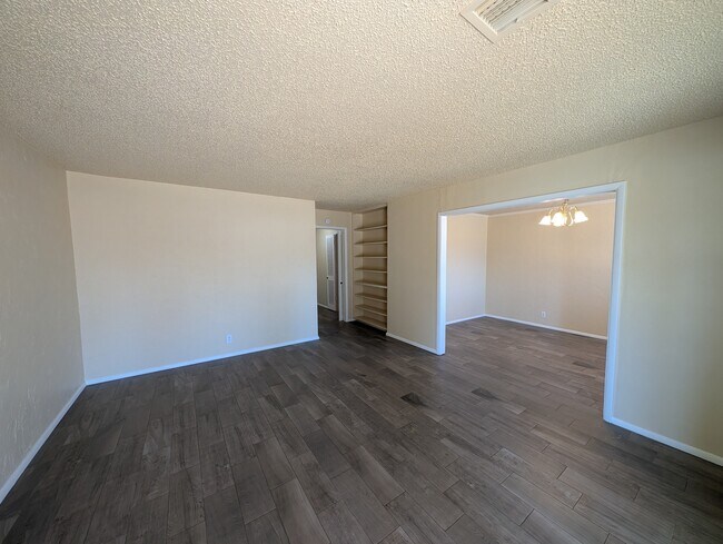 Building Photo - 3209 S 88th E Ave