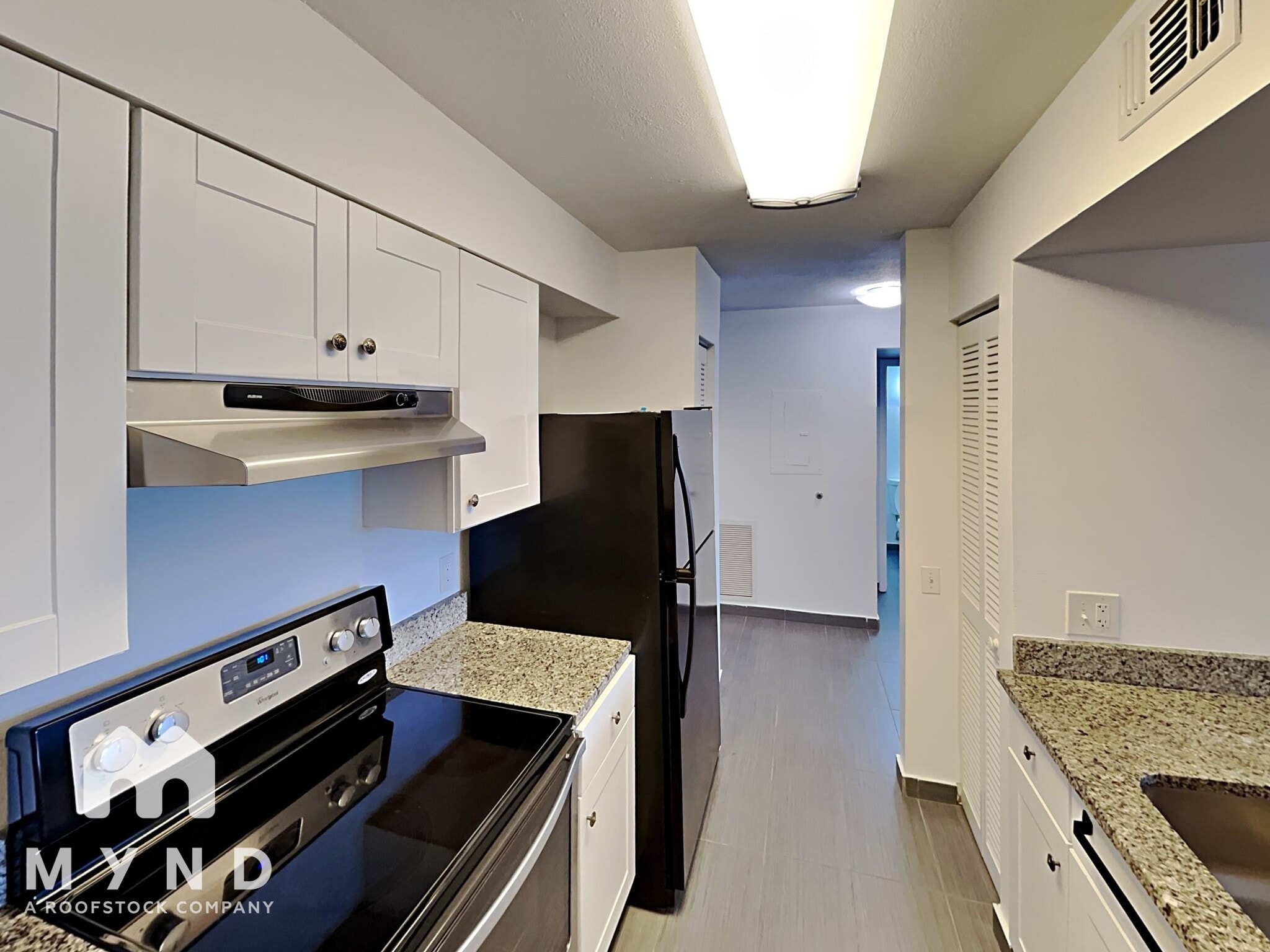 Building Photo - 2333 Feather Sound Dr