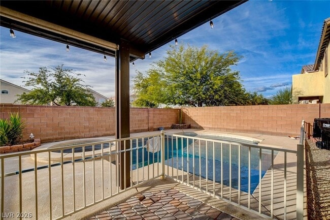 Building Photo - 6037 Sea Cliff Cove St