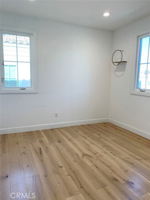 Building Photo - 20409 Esmerelda Ln
