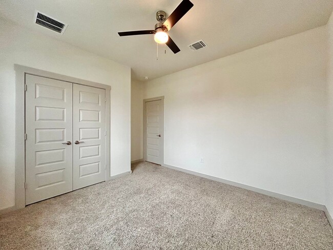 Building Photo - Light-Filled 4 Bedroom, 2 Bath Home with Deck & Fenced Backyard