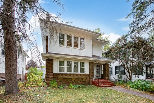 Building Photo - 2011 Portland Ave