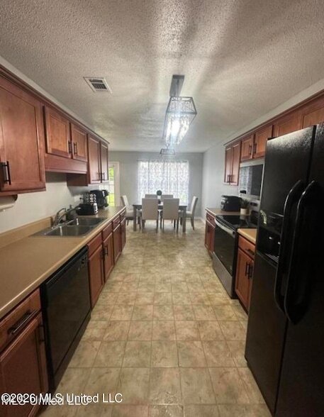 Building Photo - 3506 Springwood Ln