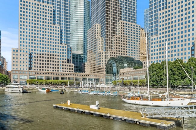 Building Photo - 2 S End Ave