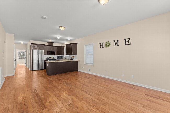 Building Photo - 23 Reynolds Ave