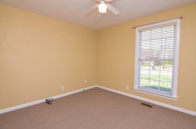 Building Photo - 4924 Teton Dr