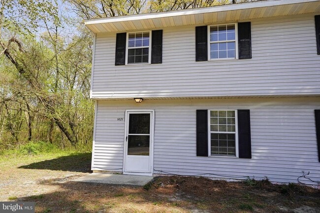 Building Photo - 1421 Emerson Ave