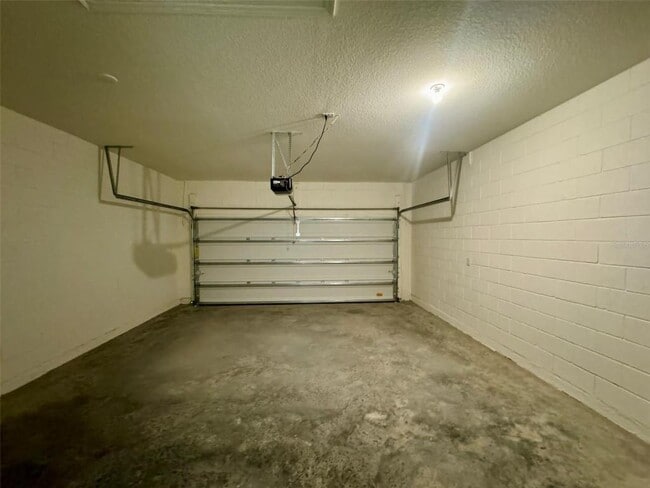 Building Photo - 16085 Scarpetta St