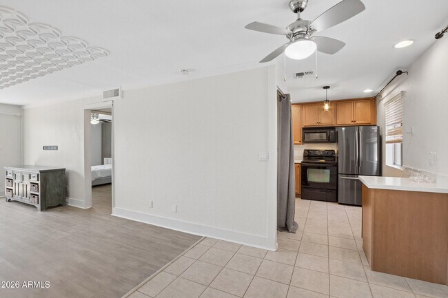 Building Photo - 4354 N 82nd St