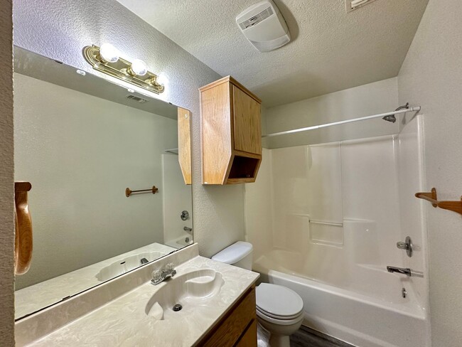 Building Photo - 3803 El Paso Dr