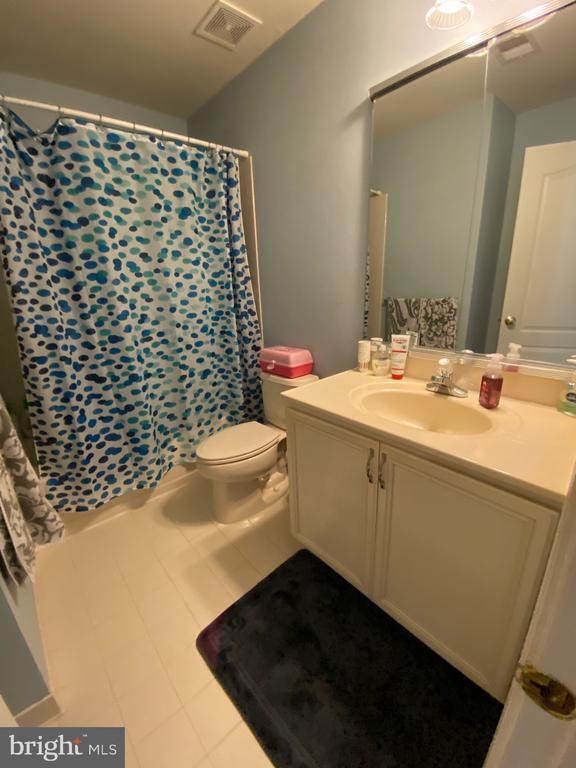 Building Photo - 15839 Fourmile Creek Ct