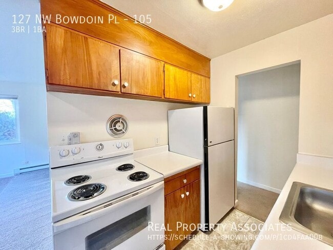 Building Photo - 127 NW Bowdoin Pl