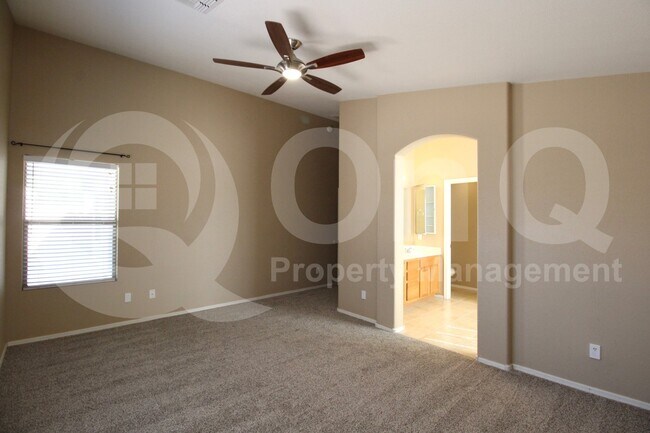 Building Photo - 10234 E Javelina Ave