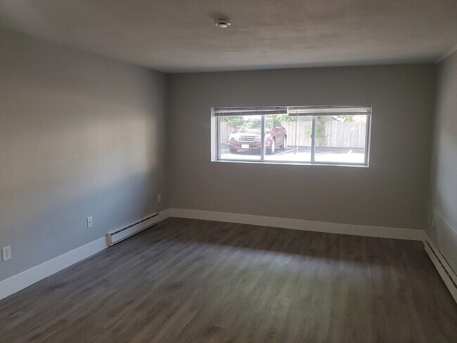 Building Photo - 760 Cummins Hwy