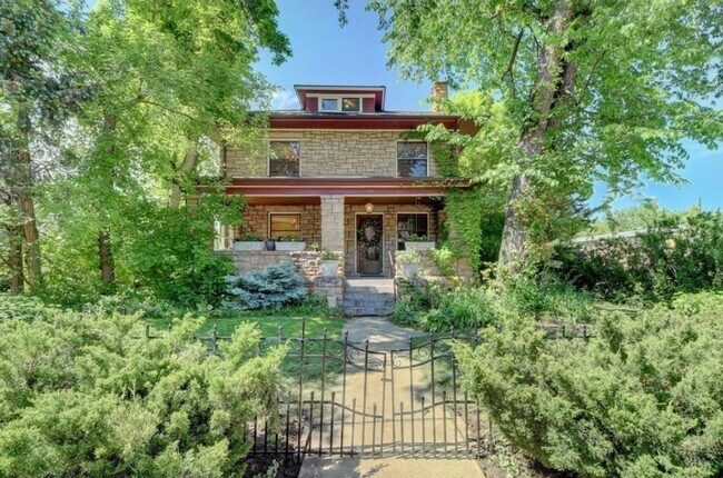 Primary Photo - “The Lennartz House” Beautiful and Unique ...