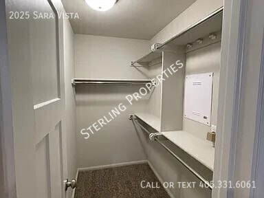 Building Photo - 2025 Sara Vista Dr