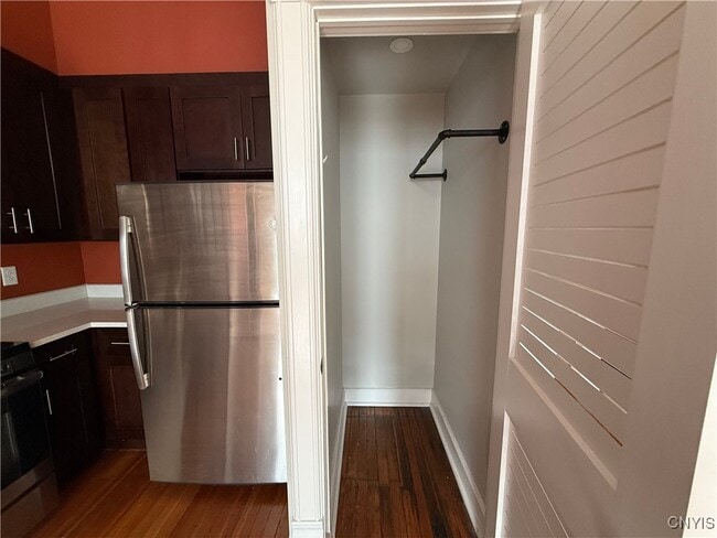 Building Photo - 205 E Jefferson St