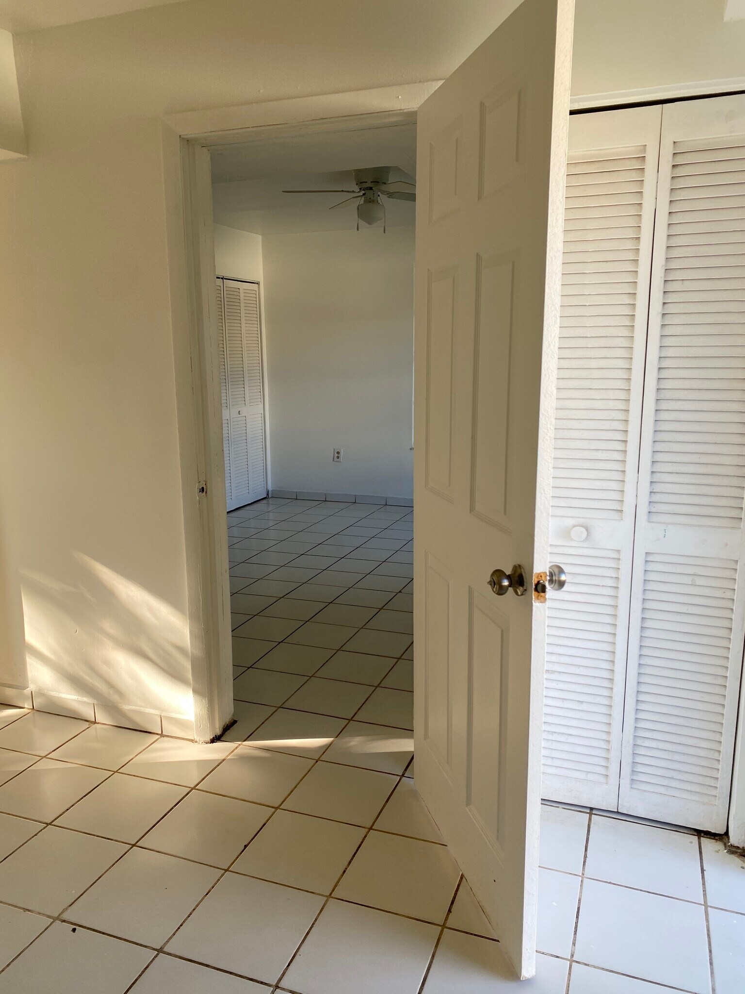 Building Photo - 1245 NW 26th St