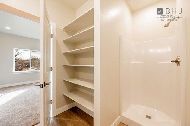 Building Photo - BRAND NEW 2 bed/  2 bath twin home with Ga...