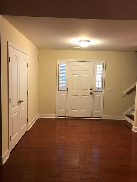 Building Photo - 868 Rolling Pines Loop Rd