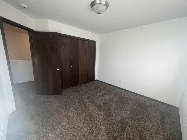 Building Photo - 3322 8th St W