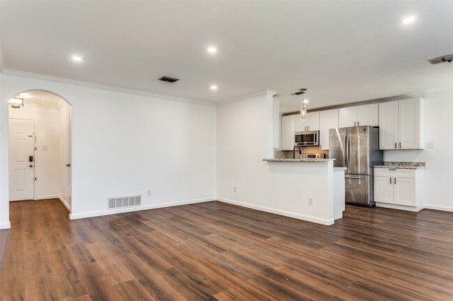 Building Photo - 2104 Greybull Tr