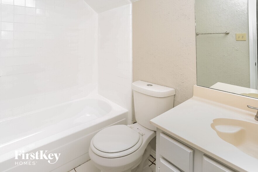 Building Photo - 11908 Metmora Ct