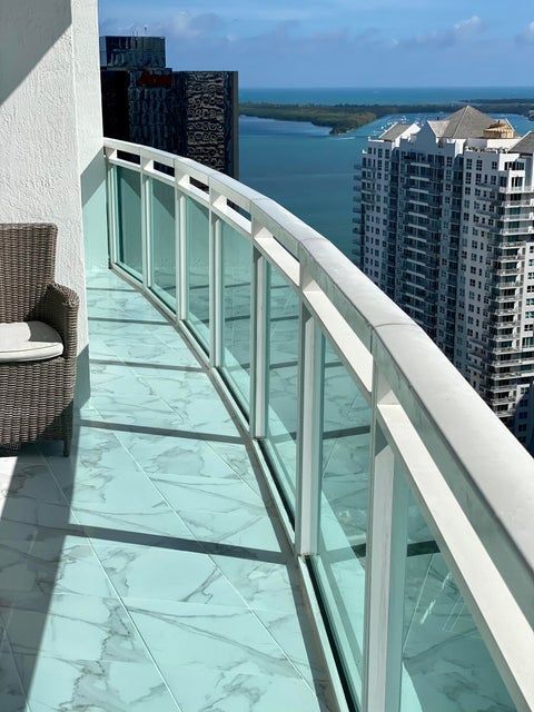Building Photo - 951 Brickell Ave