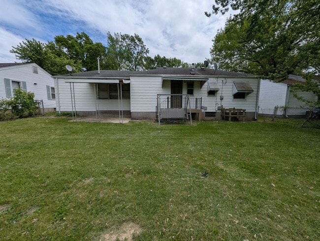 Building Photo - Cute & Cozy on Coburg Lands