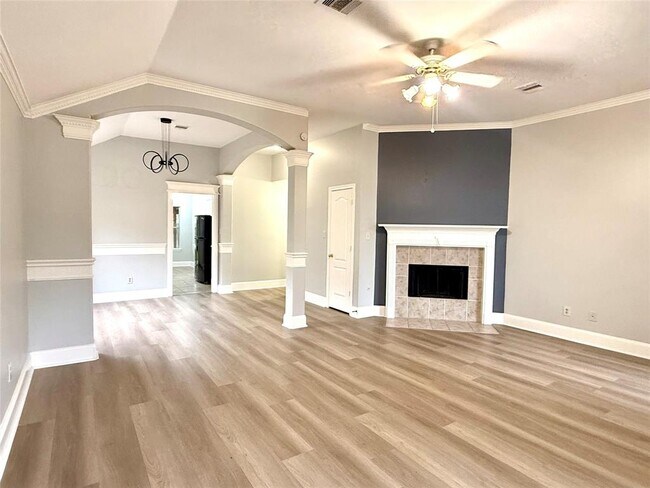 Building Photo - 5223 Mountain Forest Dr