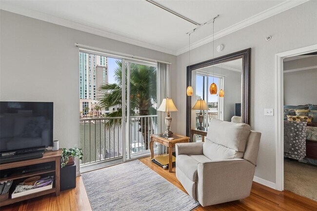 Building Photo - 700 S Harbour Island Blvd