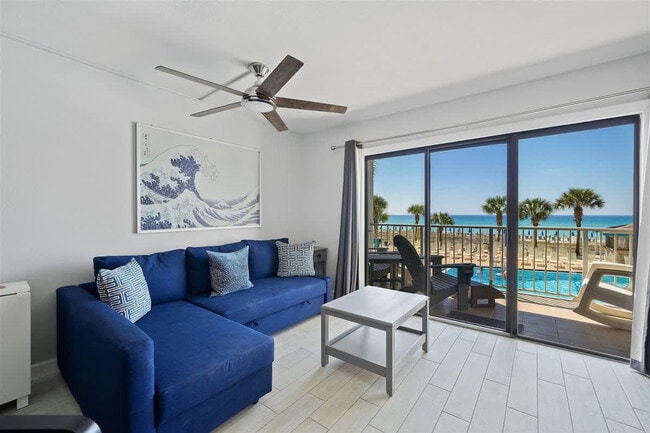 Building Photo - 8743 Thomas Dr