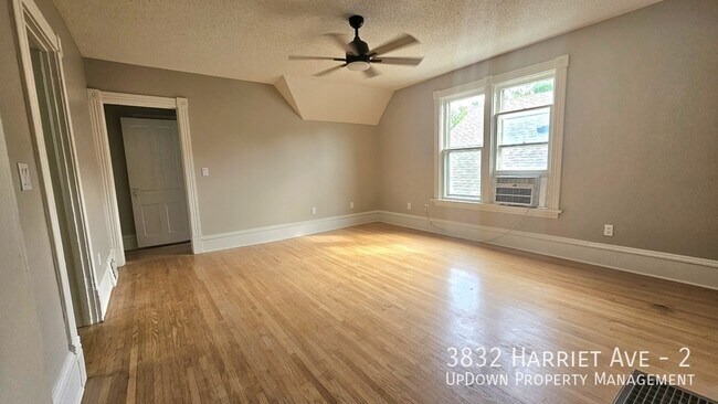 Building Photo - 3832 Harriet Ave