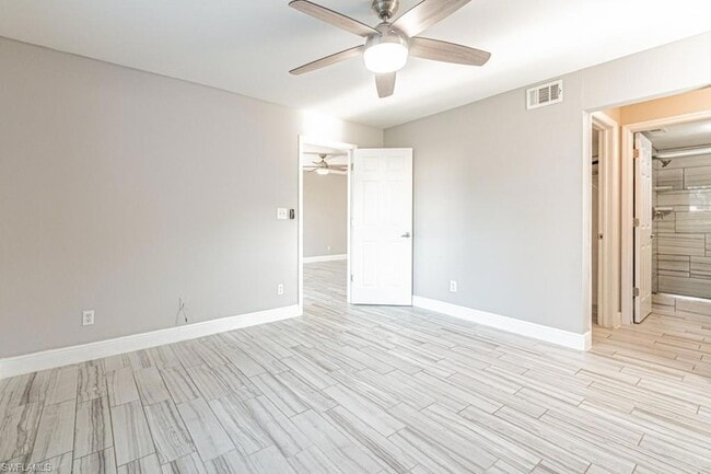 Building Photo - 1392 Churchill Cir